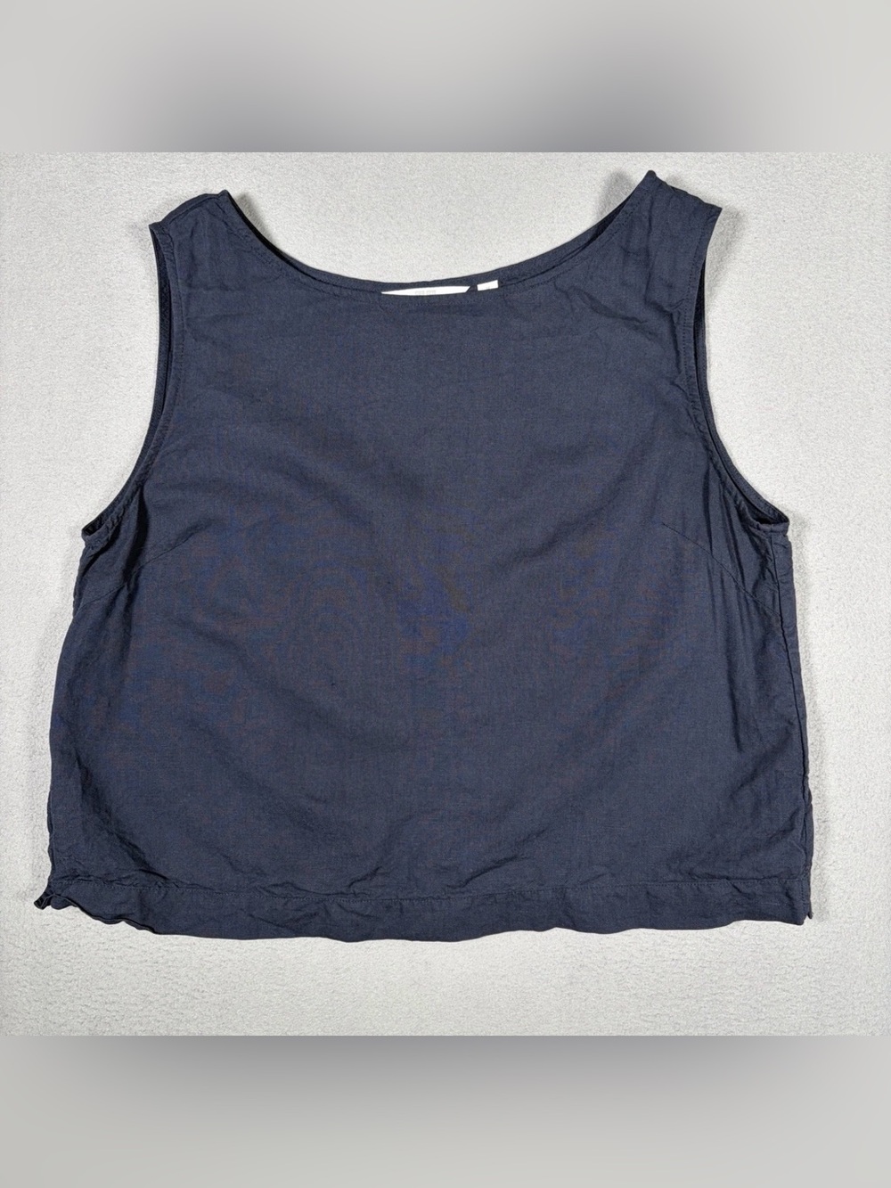 Uniqlo Tank Top Women’s Size Medium Navy Blue Sleeveless Cotton Linen Blend